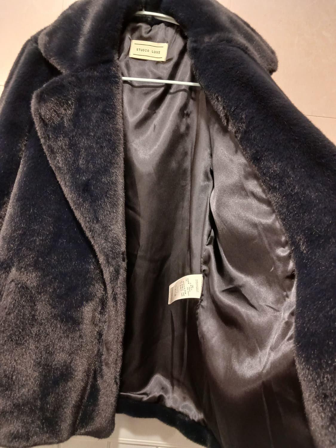 스튜디오럭스 정품 여성 페이크퍼 코트 55 사이즈 상품이미지4