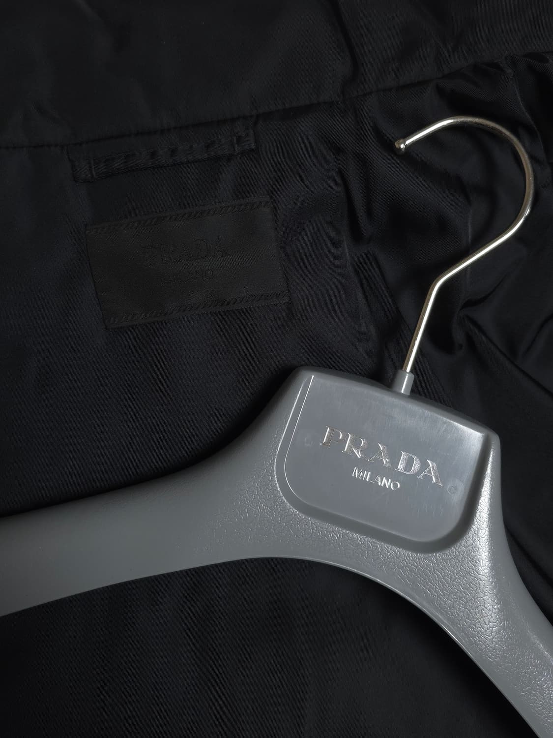 [L] 프라다 리나일론 퀄팅 패딩 블랙(SGB803) 상품이미지7