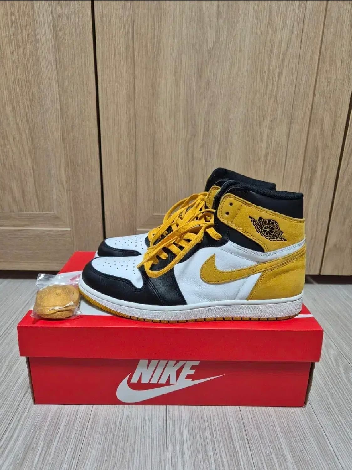 [285] 조던1 옐로우 오커 2017 상품이미지1