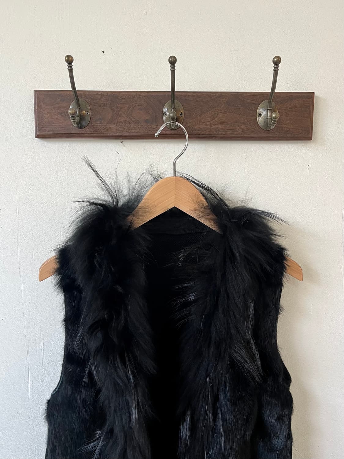 GYESSO 라쿤 퍼 베스트 자켓  상품이미지3