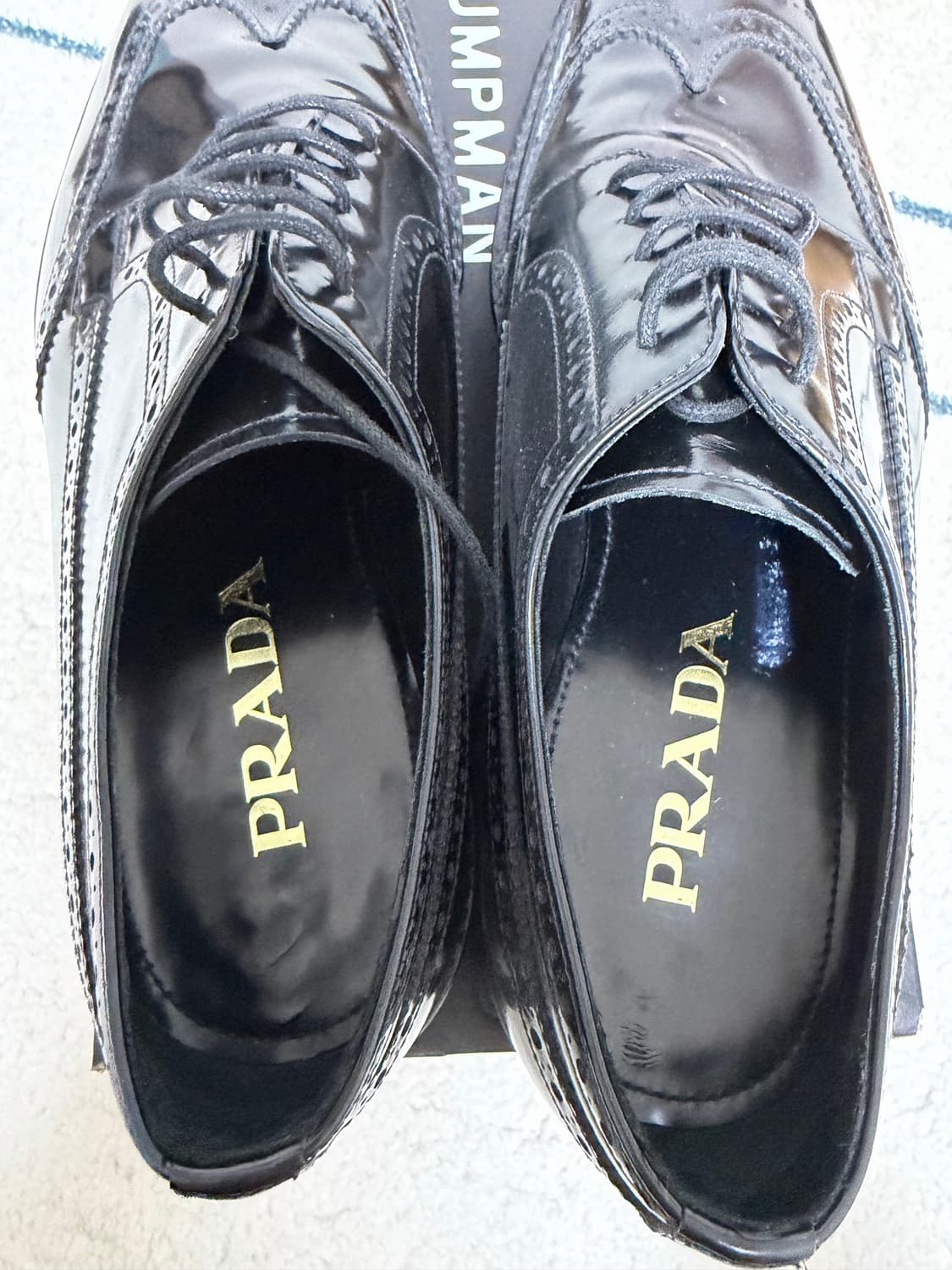 프라다 윙팁구두 블랭 42사이즈 입니다 상품이미지5