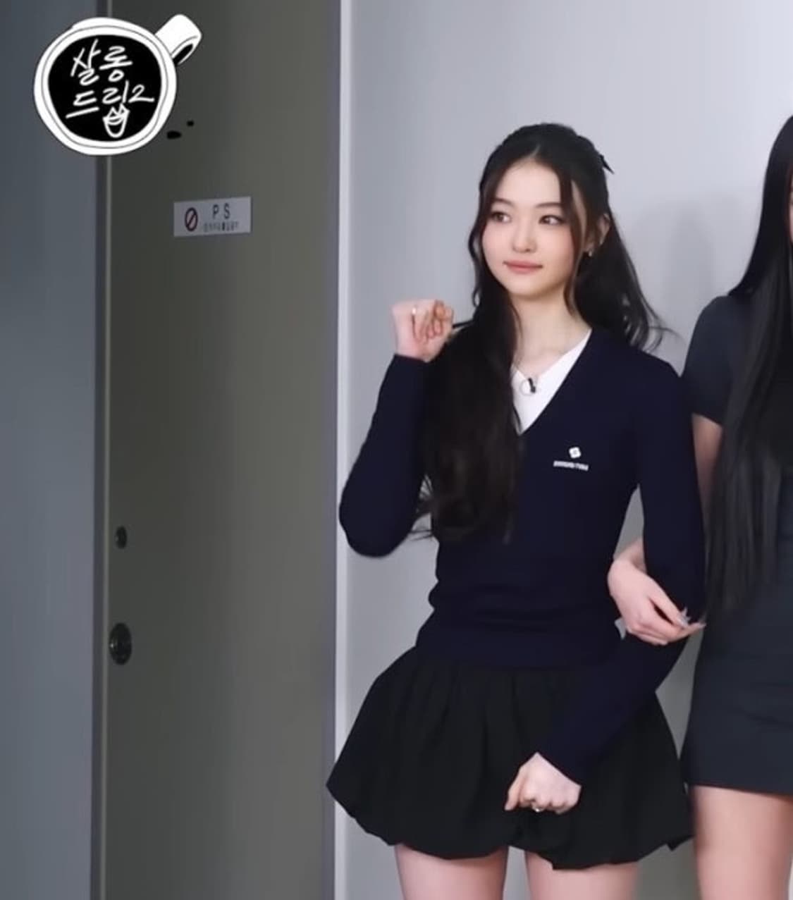 슈슈통 패치워크 브이넥 니트탑 그레이 사이즈 6 상품이미지4