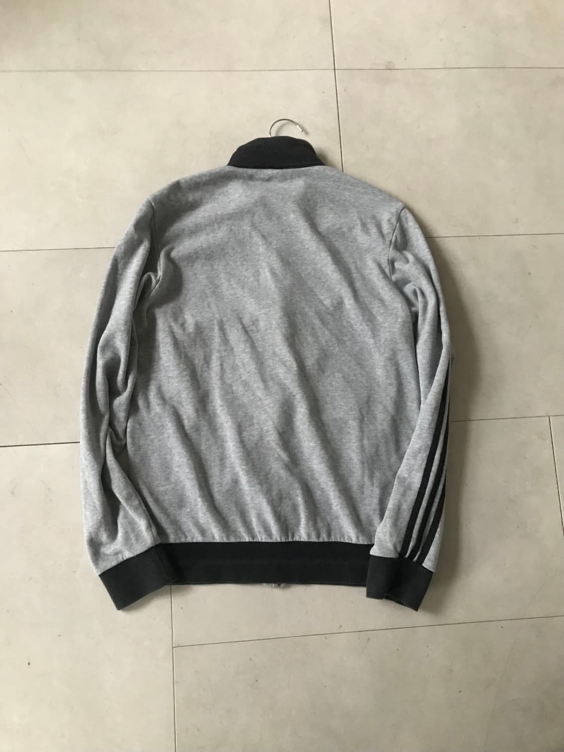 아디다스 그레이 블랙 삼선 면집업 상품이미지9