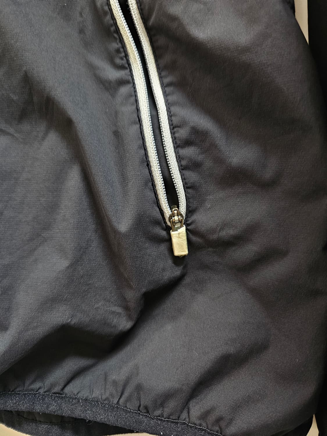 노스페이스 경량 바람막이 XL 상품이미지4