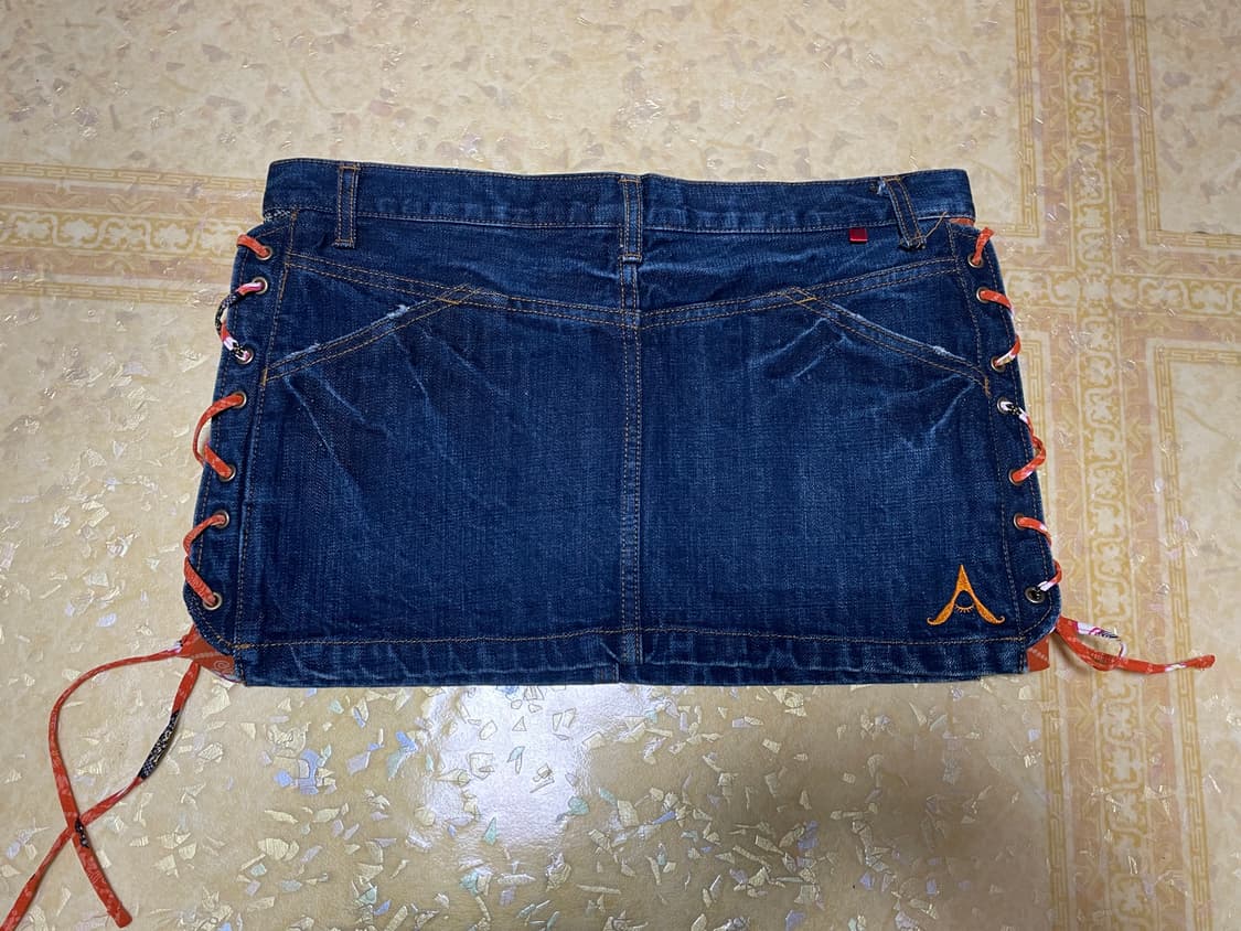 레이스업 로우라이즈 데님 미니스커트 상품이미지2