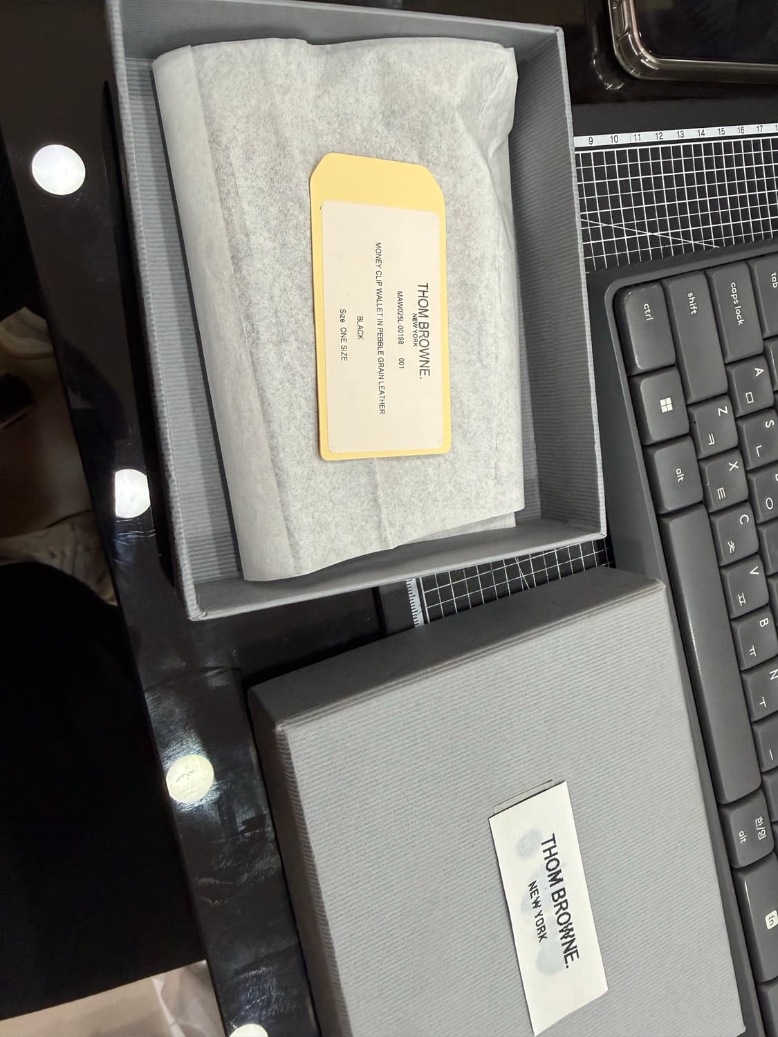 톰브라운 페블 그레인 머니 클립 지갑 블랙 새상품 상품이미지4