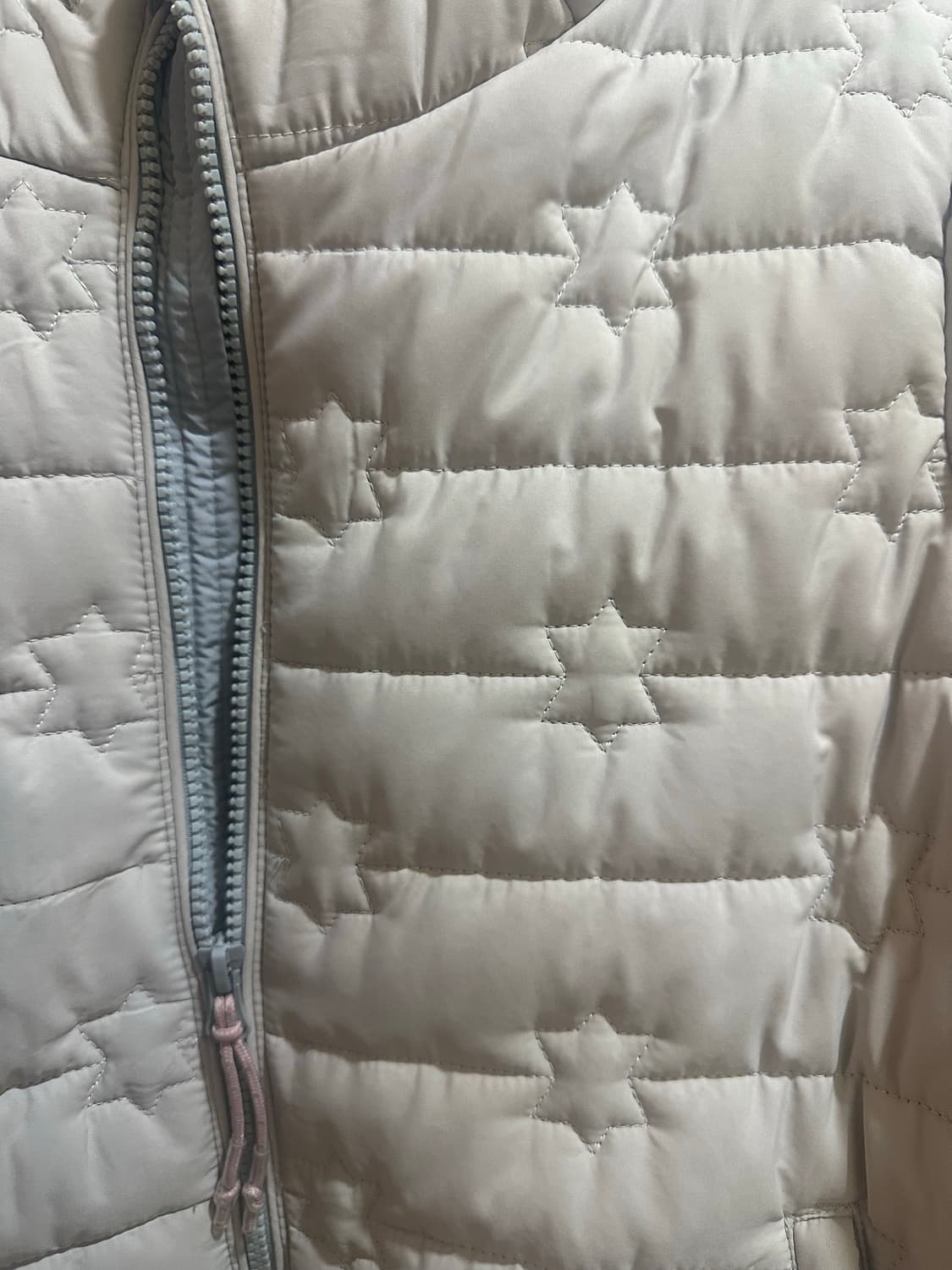 코이세이오 플러피 라이트 패디드 자켓 아이보리 패딩 상품이미지3