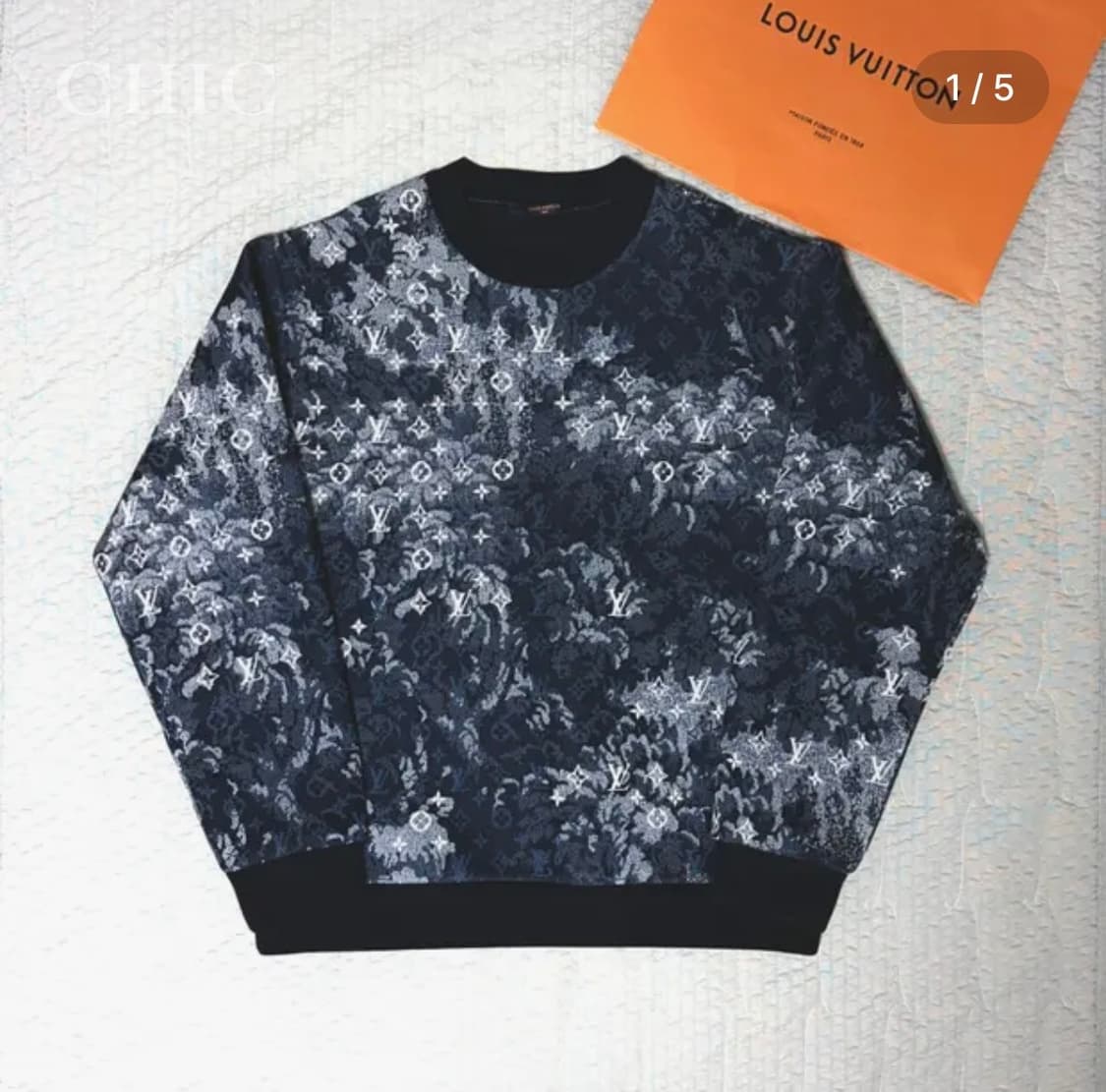[루이비통 태피스트리 모노그램 스웨트 셔츠 | 한정판] 상품이미지1
