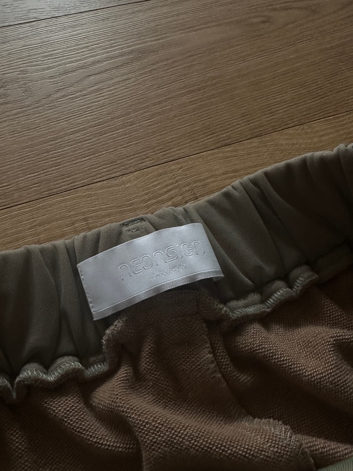 네온사인 스페이스 스트레이트 슬랙스 올리브 46사이즈 상품이미지5