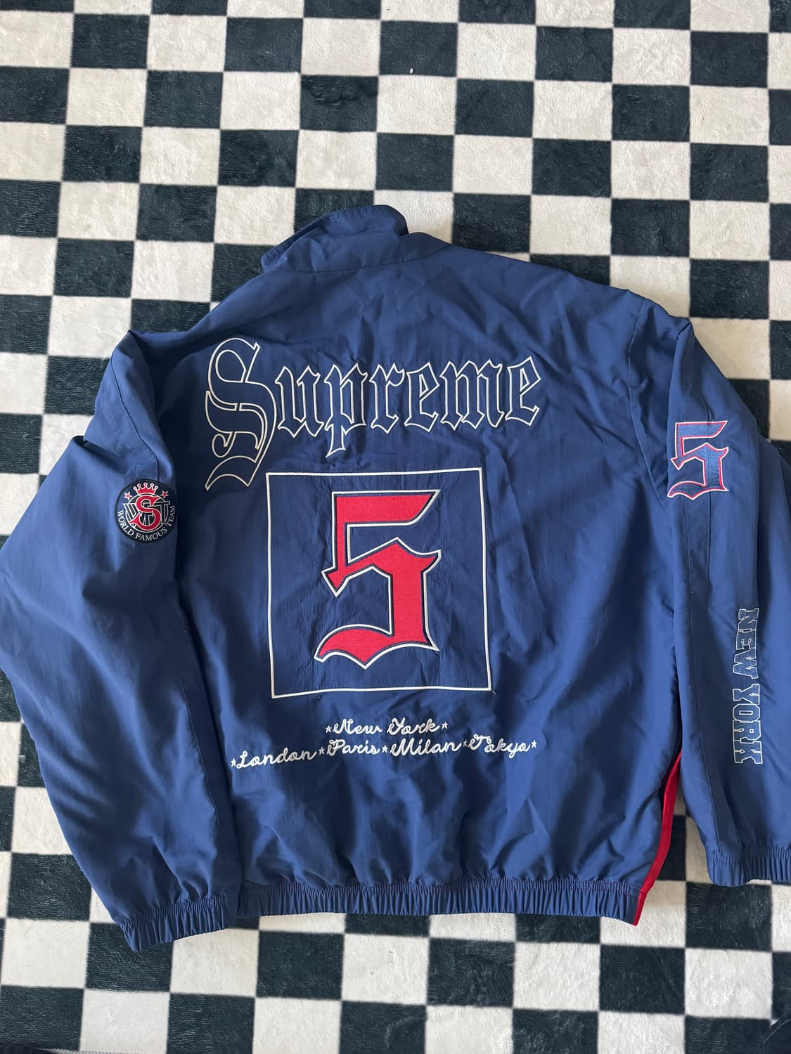 슈프림 올드 잉글리쉬 자켓 팝니다 상품이미지2