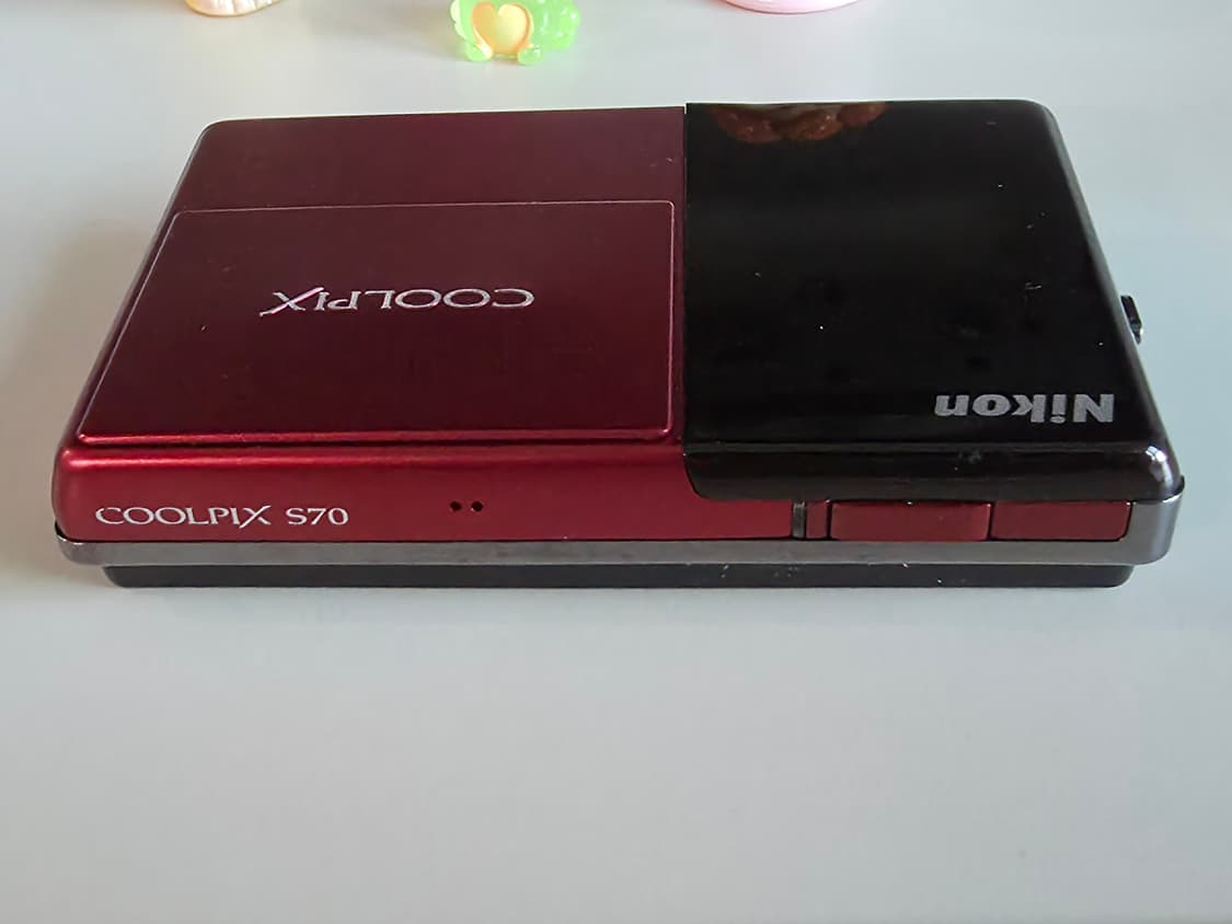 니콘 쿨픽스 S70 빈티지 디지털카메라 상품이미지2