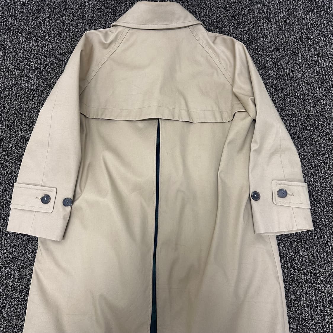 스튜디오 톰보이 여성 트렌치 코트 베이지 상품이미지7