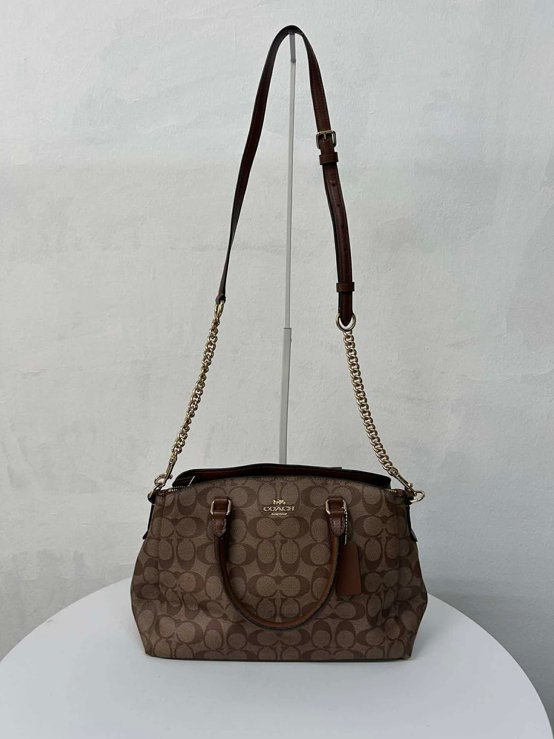 코치 투웨이 시그니처 체인 스트랩 크로스백 숄더 토트백 상품이미지1