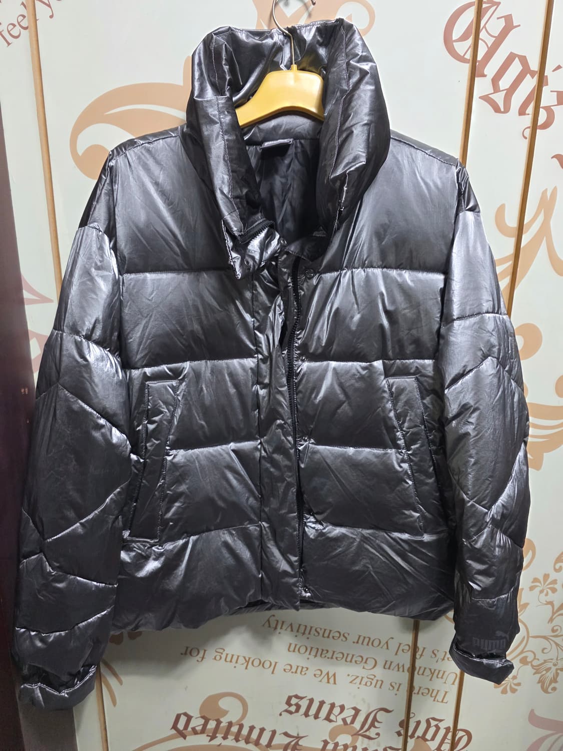 푸마 실버그레이 푸퍼 패딩 상품이미지1