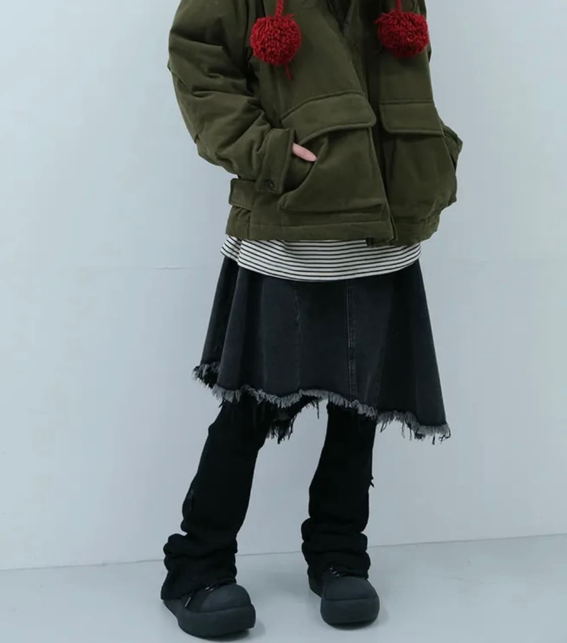 새상품) 틸데서울 엘리엇 셔링 리본 배색 레깅스 블랙 상품이미지1