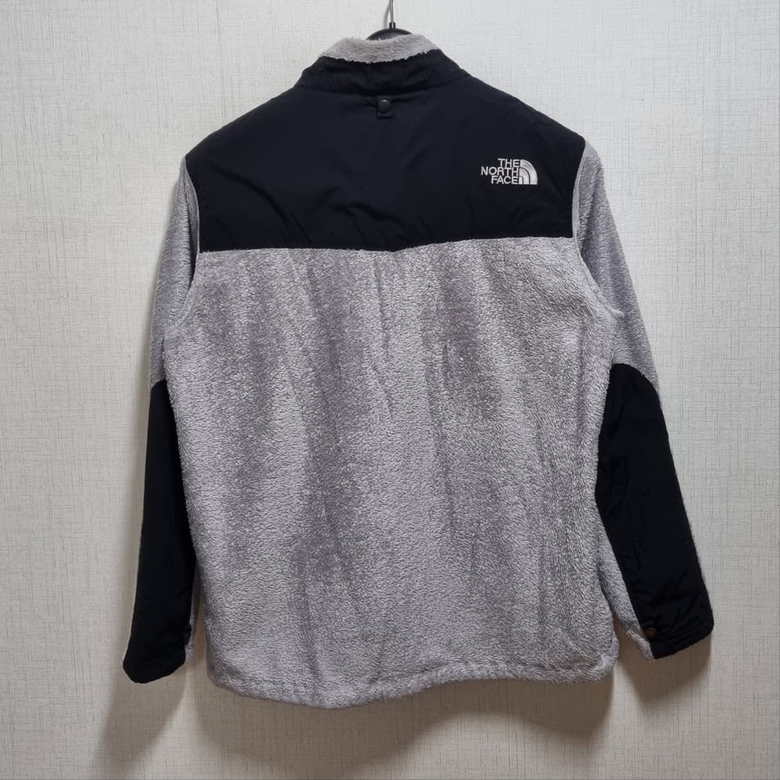 ( L ) 노스페이스 후리스 자켓 블랙/그레이 상품이미지3