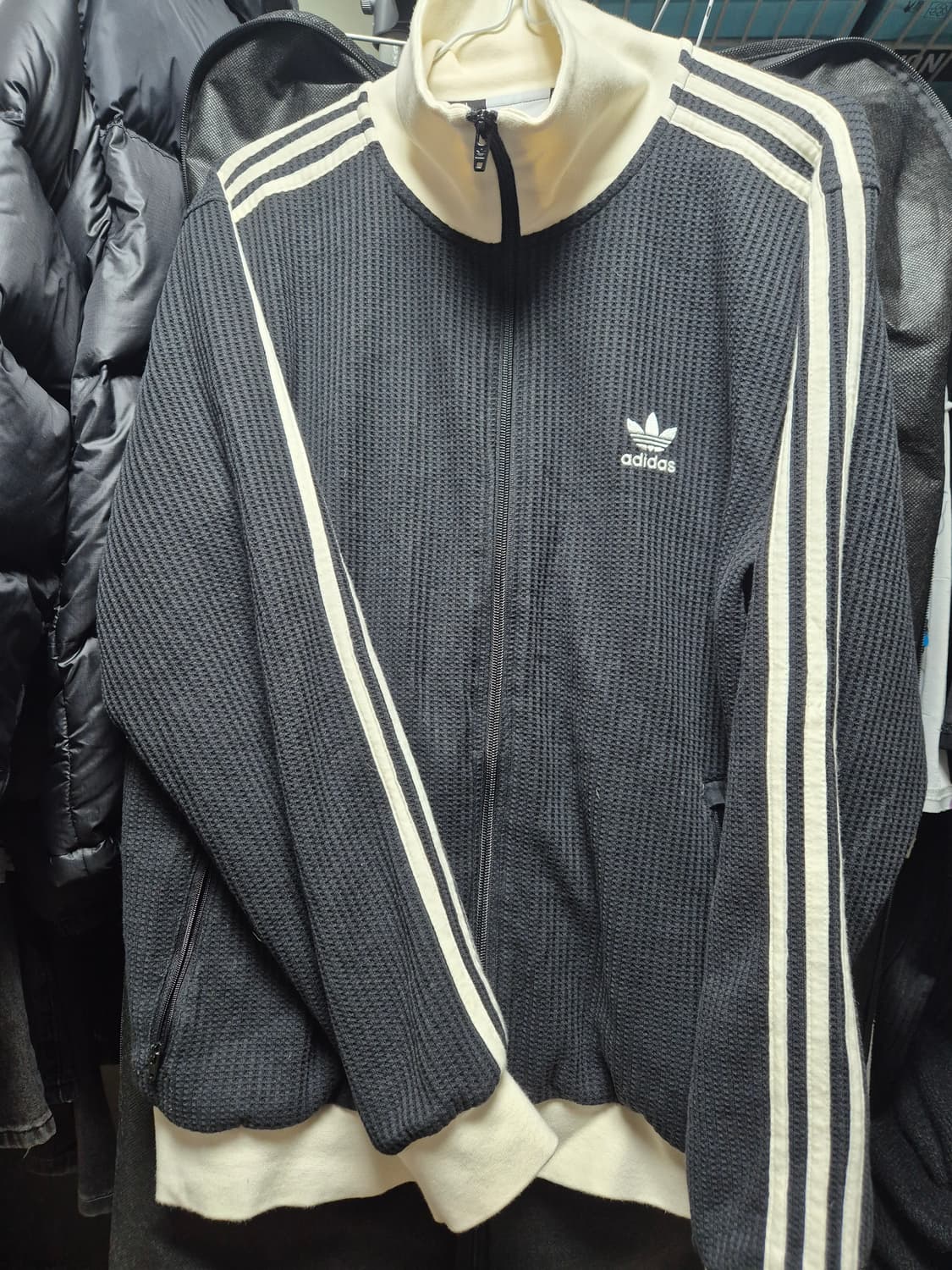 아디다스 와플 베켄바우어 트랙탑 블랙 L사이즈 판매합니다! 상품이미지2
