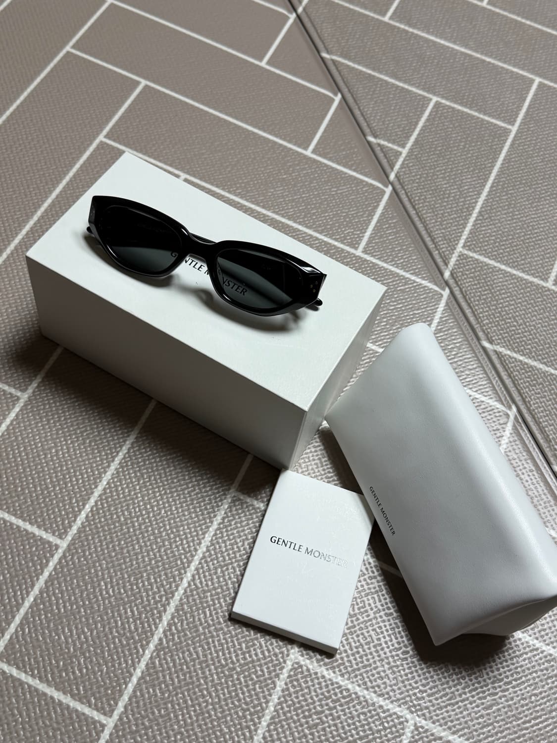 젠틀몬스터 (Gentle Monster) 던스 상품이미지1