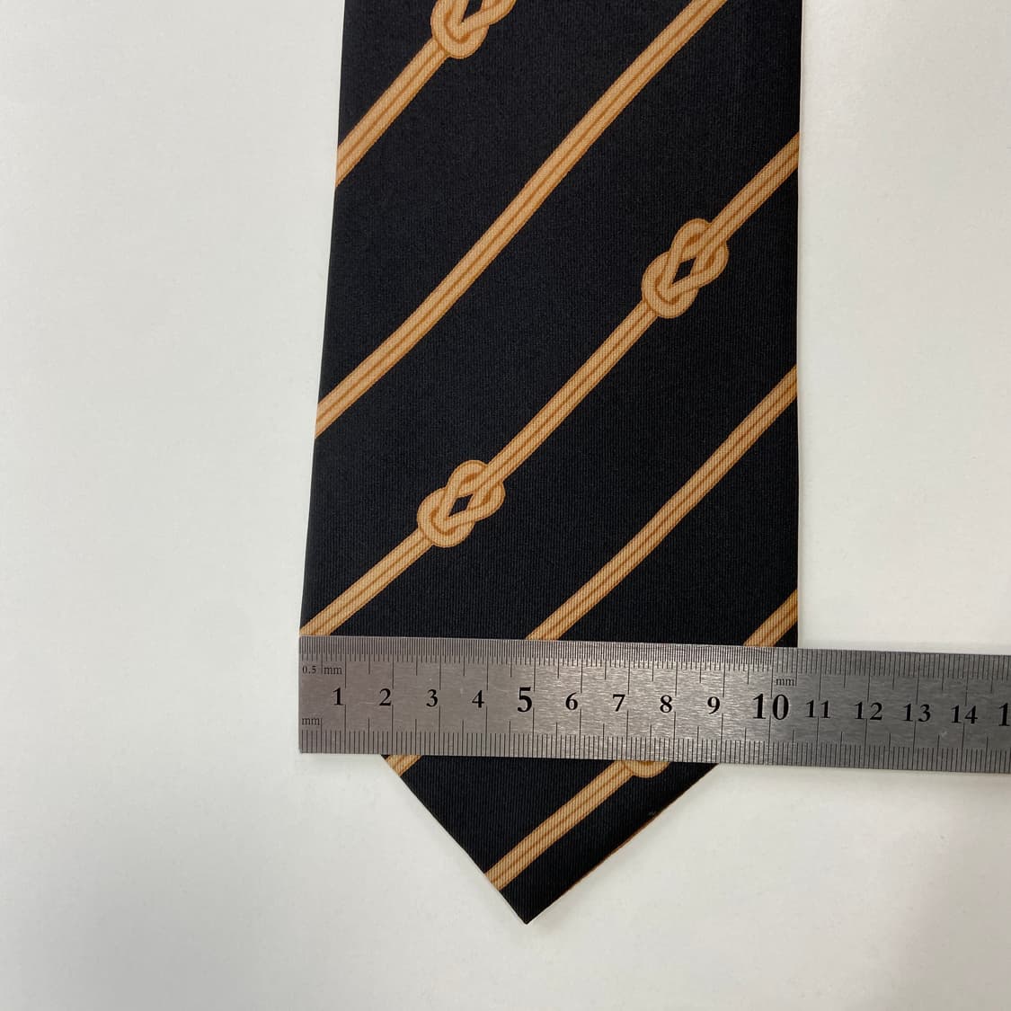 구찌(GUCCI)  명품 정품 넥타이 10.3cm 상품이미지6