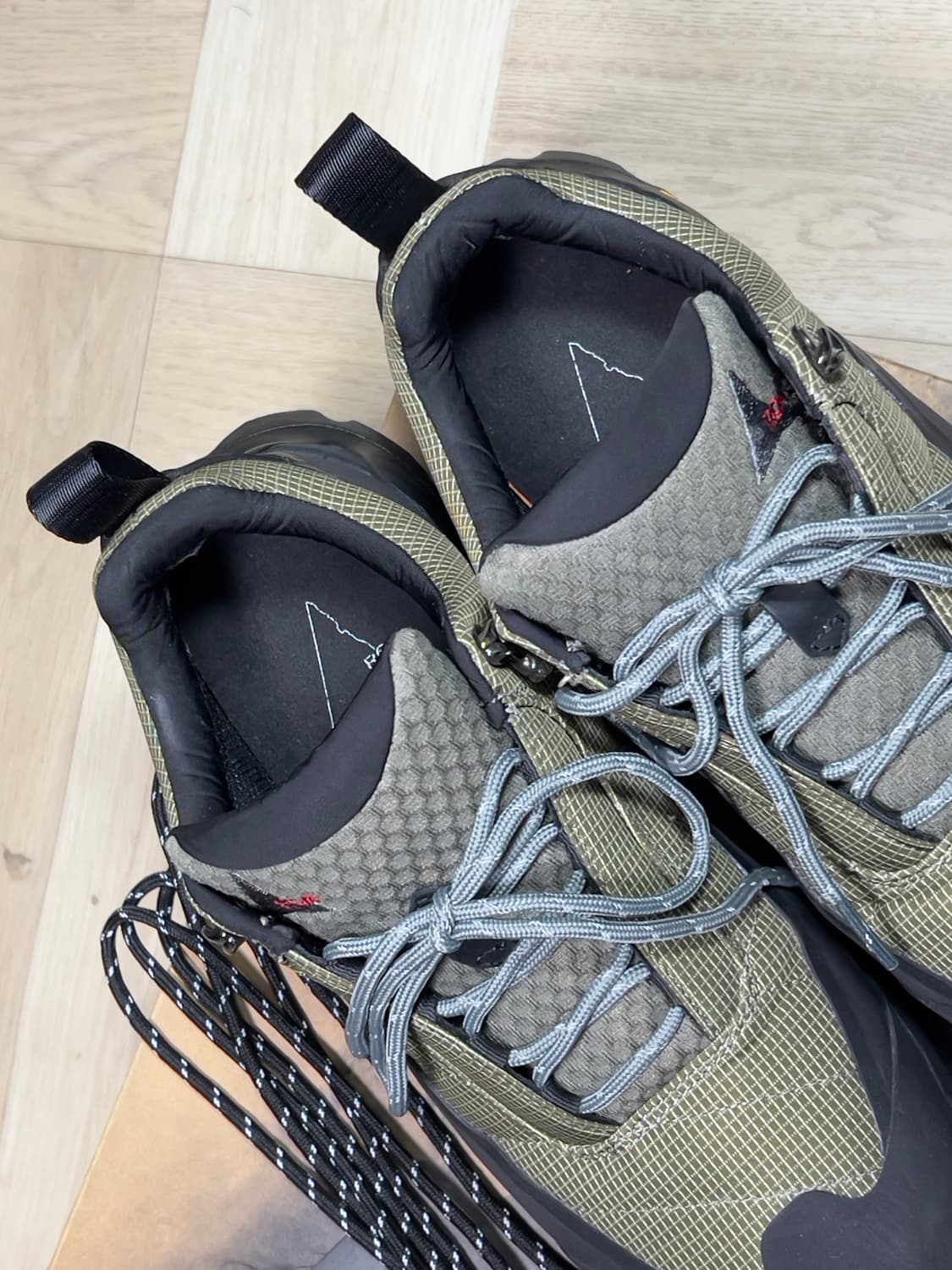 ROA 로아 카타리나 올리브 블랙 41 상품이미지5