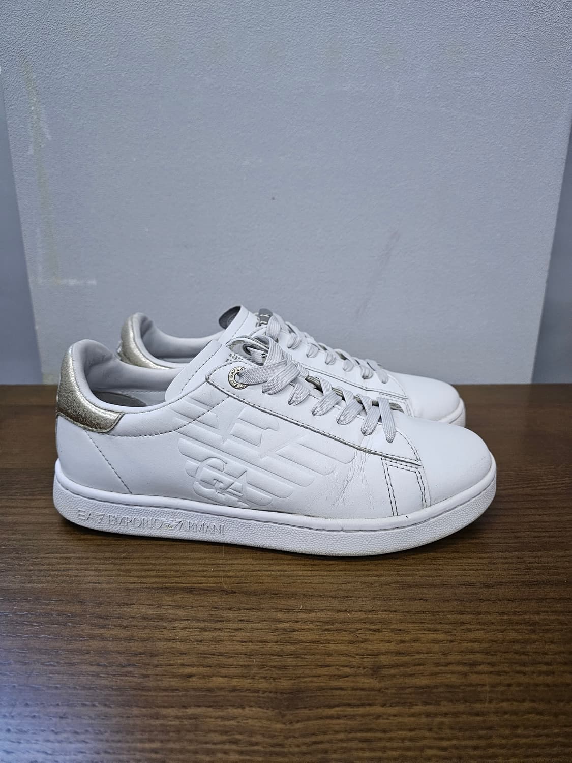 엠포리오 아르마니 스니커즈 상품이미지1