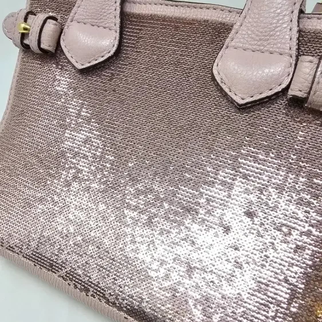 정품 버버리 베이비 배너 스팽글 토트백 크로스백 상품이미지4