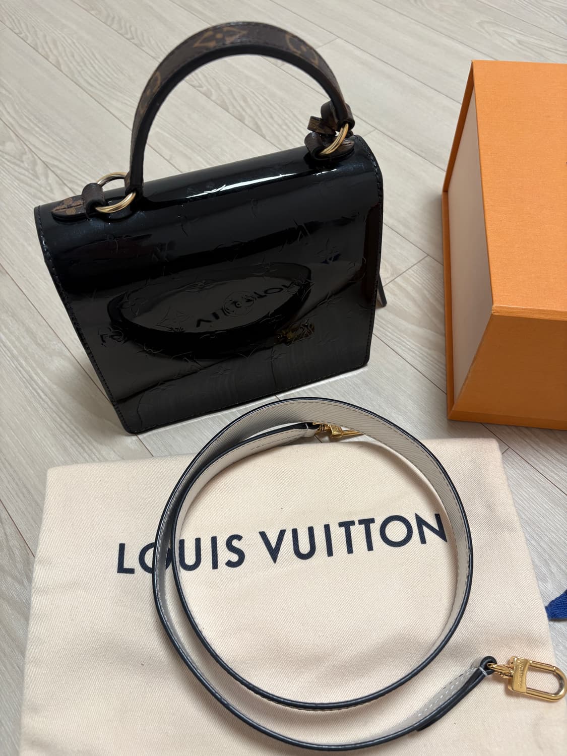 (정품) 루이비통 스프링 스트리트 상품이미지4