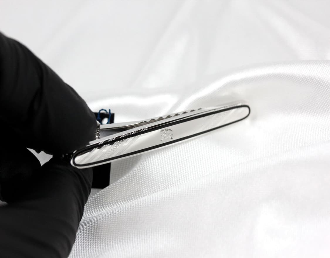 버버리 미사용 S등급 5.9cm 실버925 은 남자 명품 넥타이핀 상품이미지7