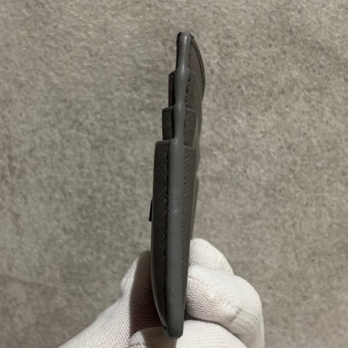 A+ OS사이즈 프라다 밀라노 카드지갑 그레이 상품이미지4