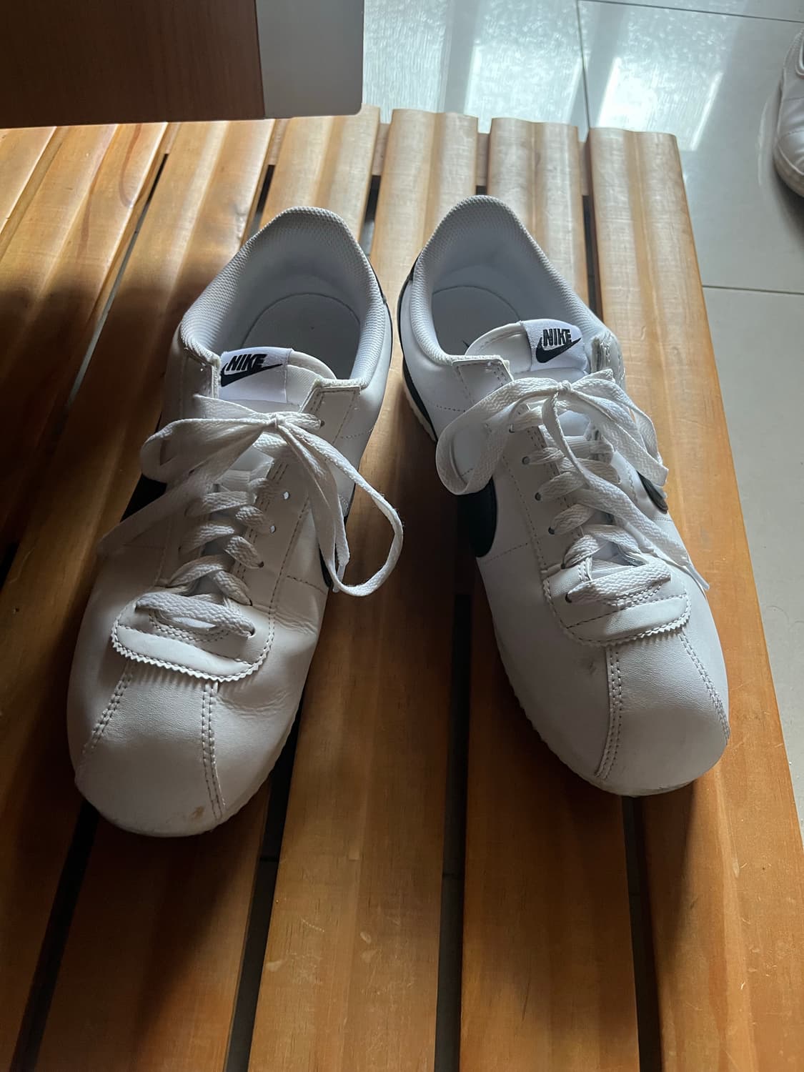 나이키 코르테즈 화이트 275 상품이미지1