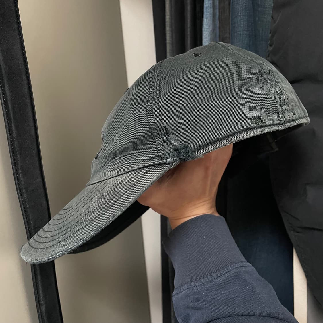 발렌시아가 옴므 볼캡 59L 상품이미지3