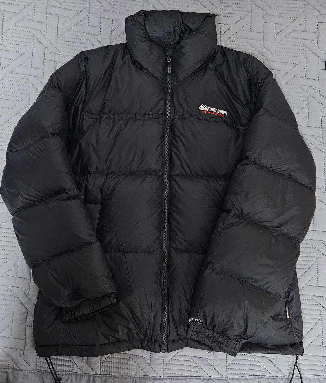 퍼스트 다운 패딩 점퍼 L 상품이미지1