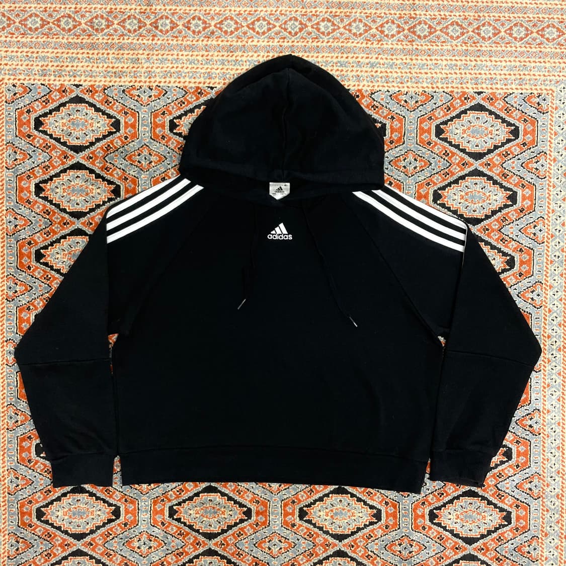 아디다스 삼각로고 블랙 크롭 후드티셔츠 여성S 상품이미지1