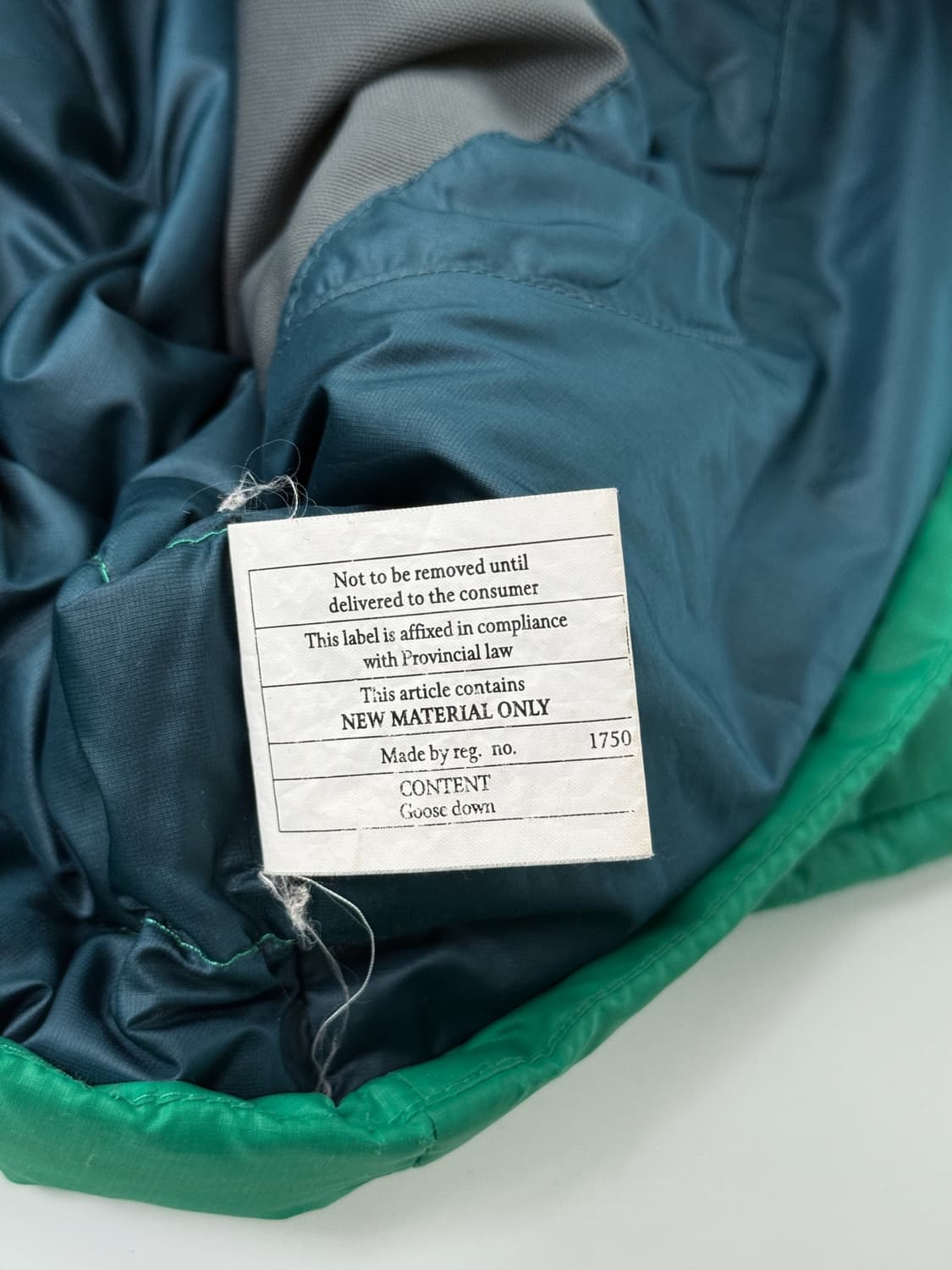 파타고니아 루즈핏 10‘s 마이크로 퍼프 다운 경량 패딩 상품이미지4