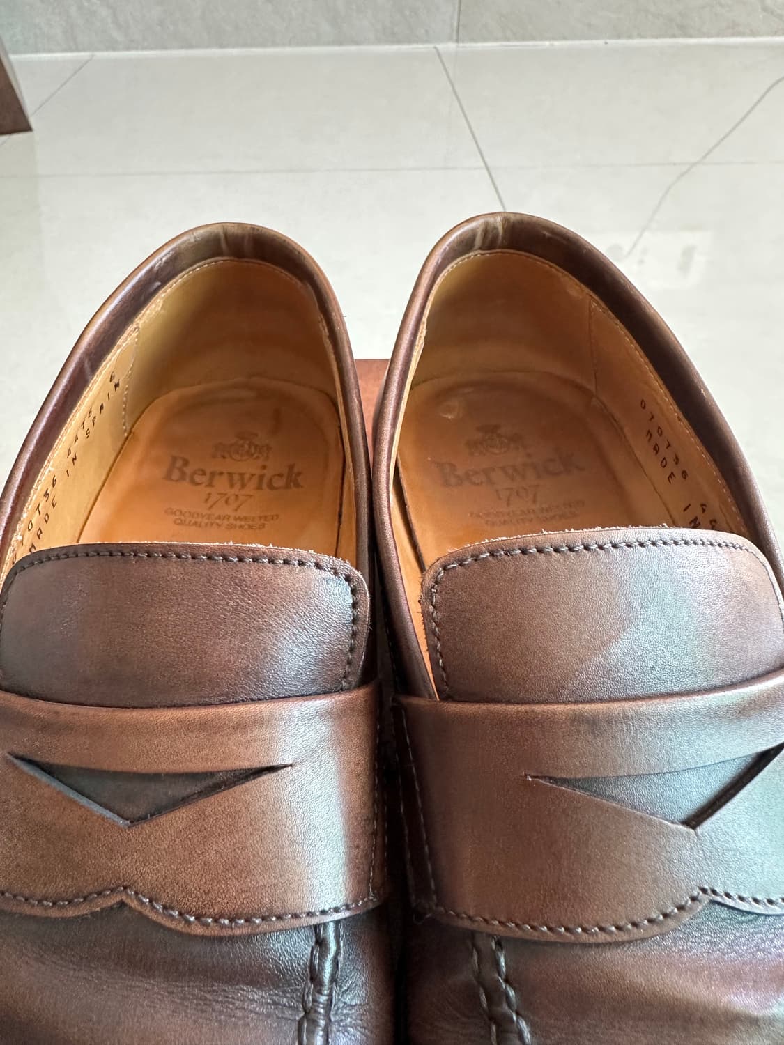 버윅 4476 로퍼 6사이즈 팝니다. 상품이미지5