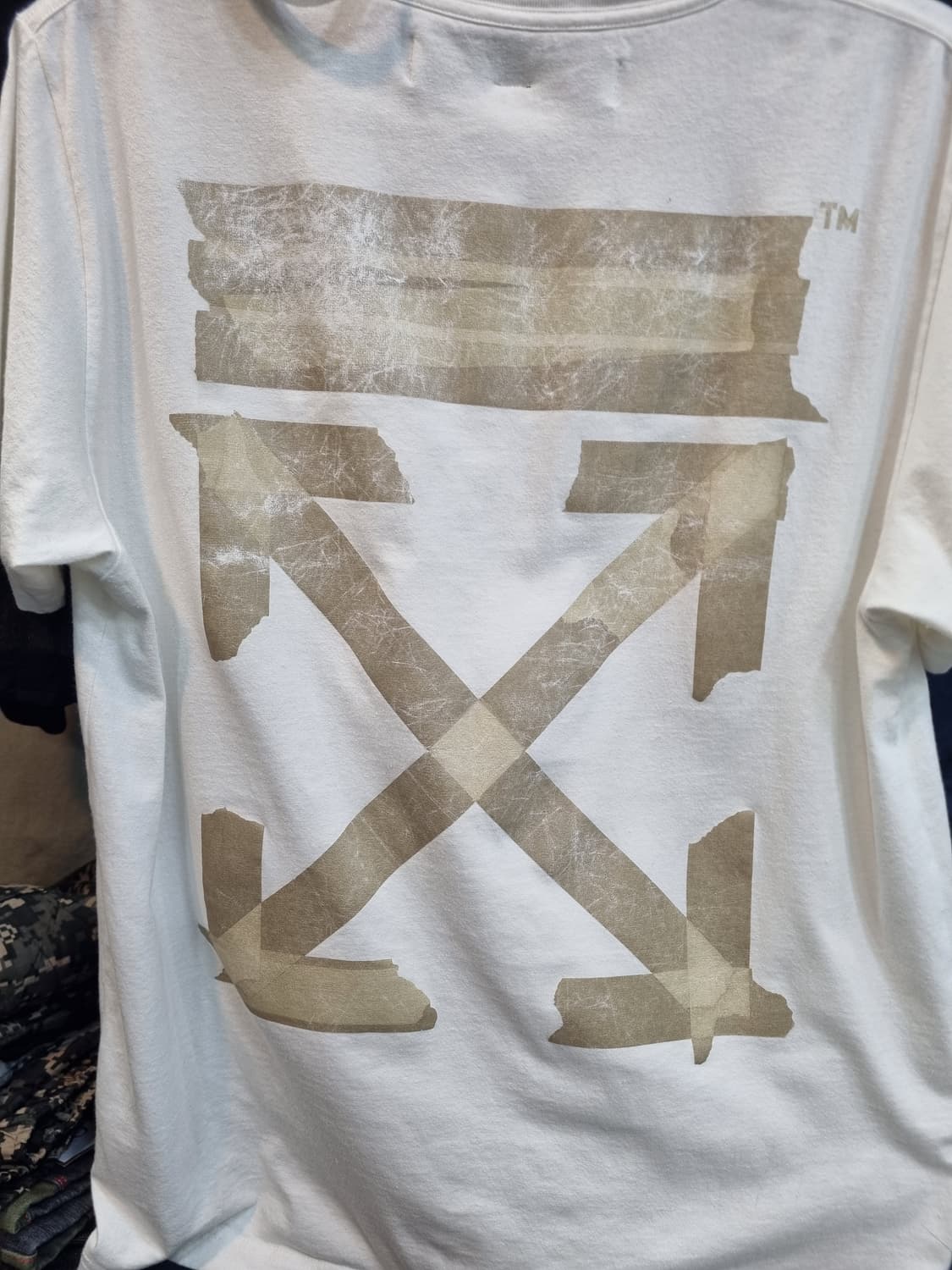 오프화이트 반팔 티셔츠 L 상품이미지3