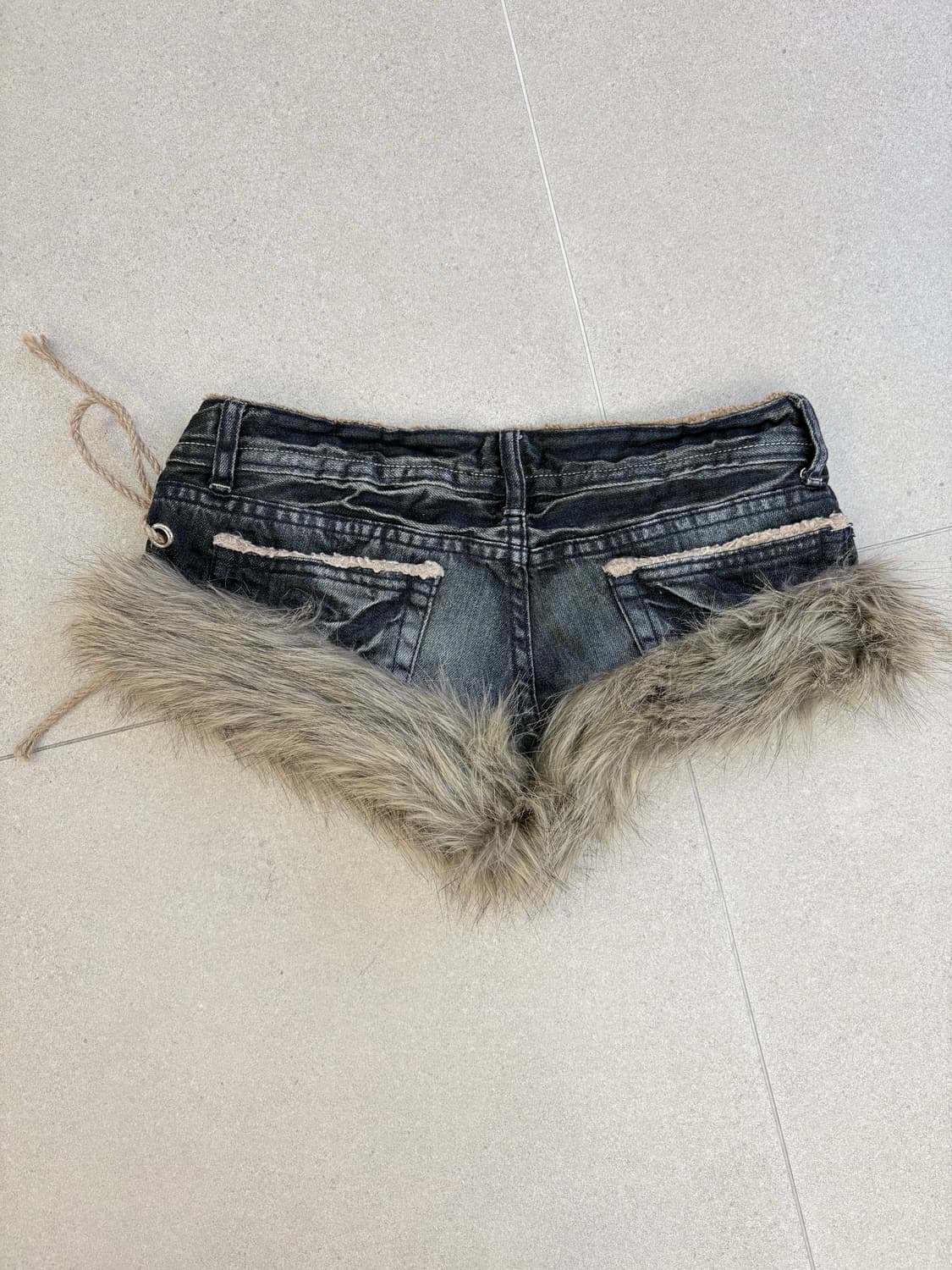 데님 아일렛 퍼 숏츠 상품이미지4