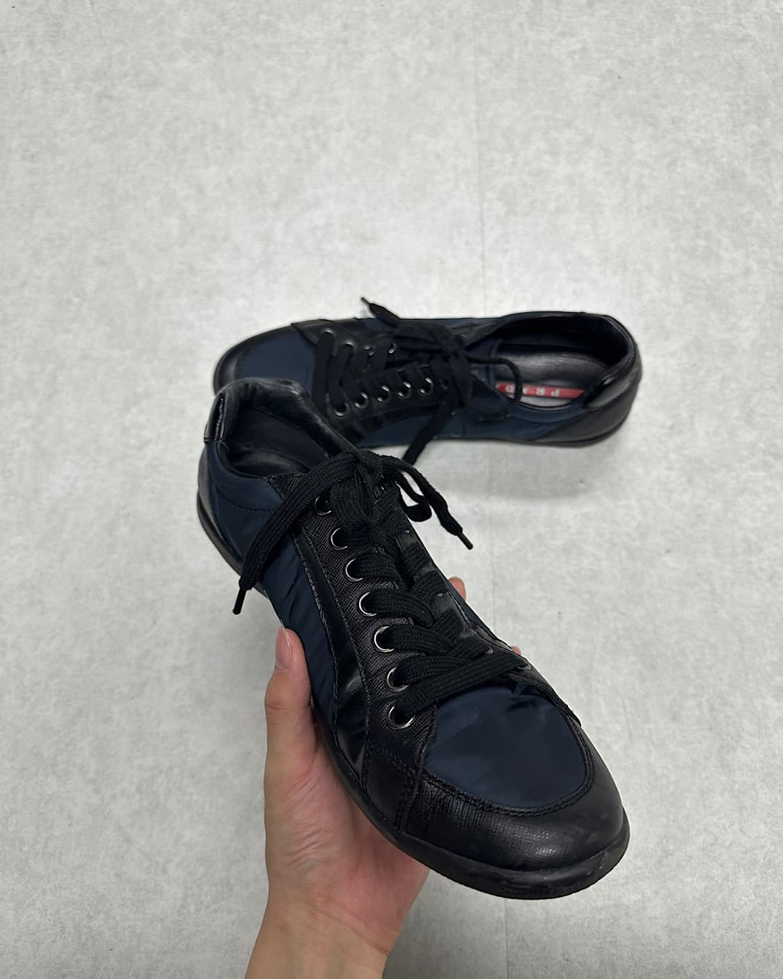 프라다 스포츠 레더 나일론 스니커즈   상품이미지7