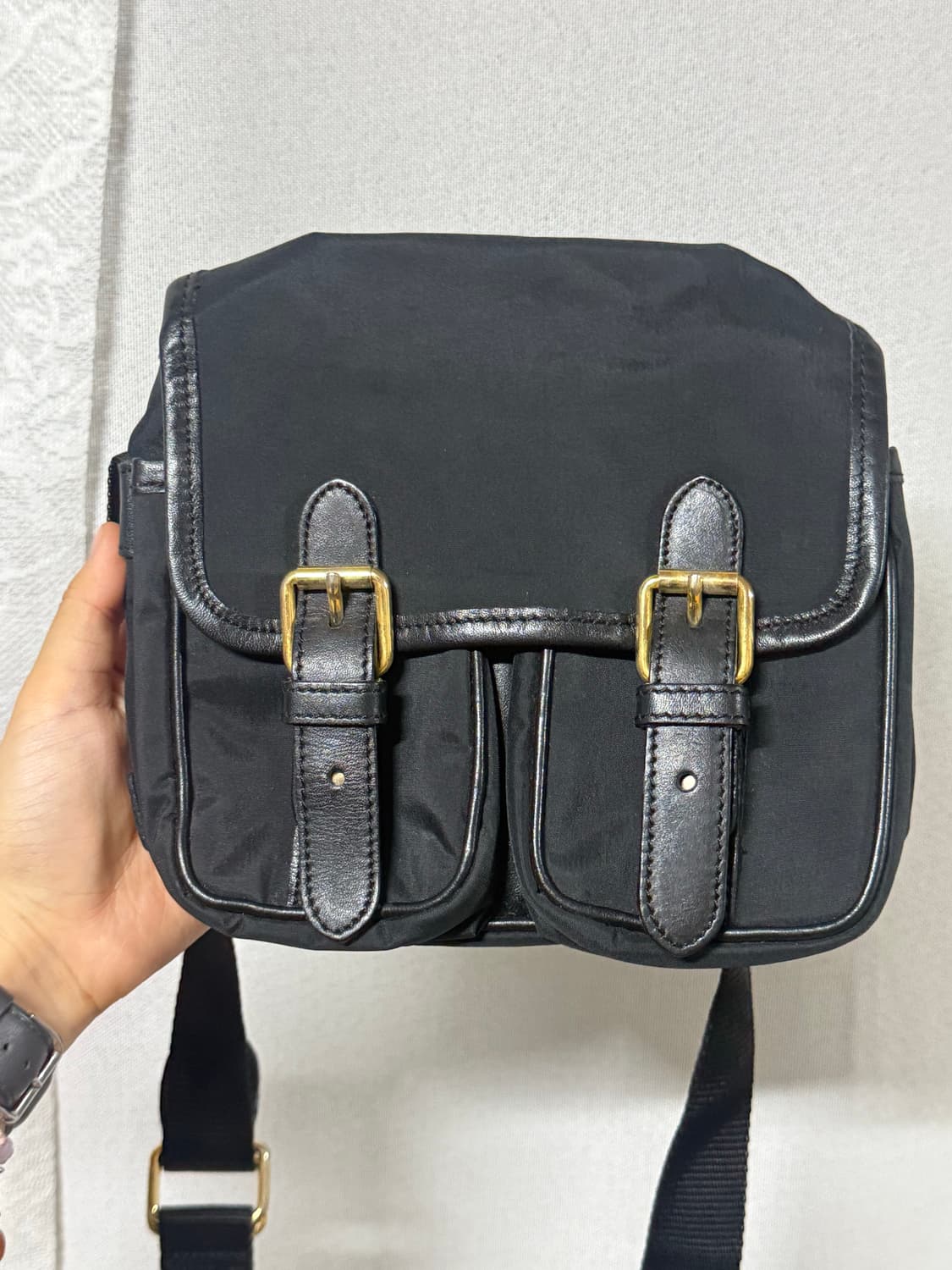 모스키노 골드 빅로고 버클포켓 나일론백 상품이미지4