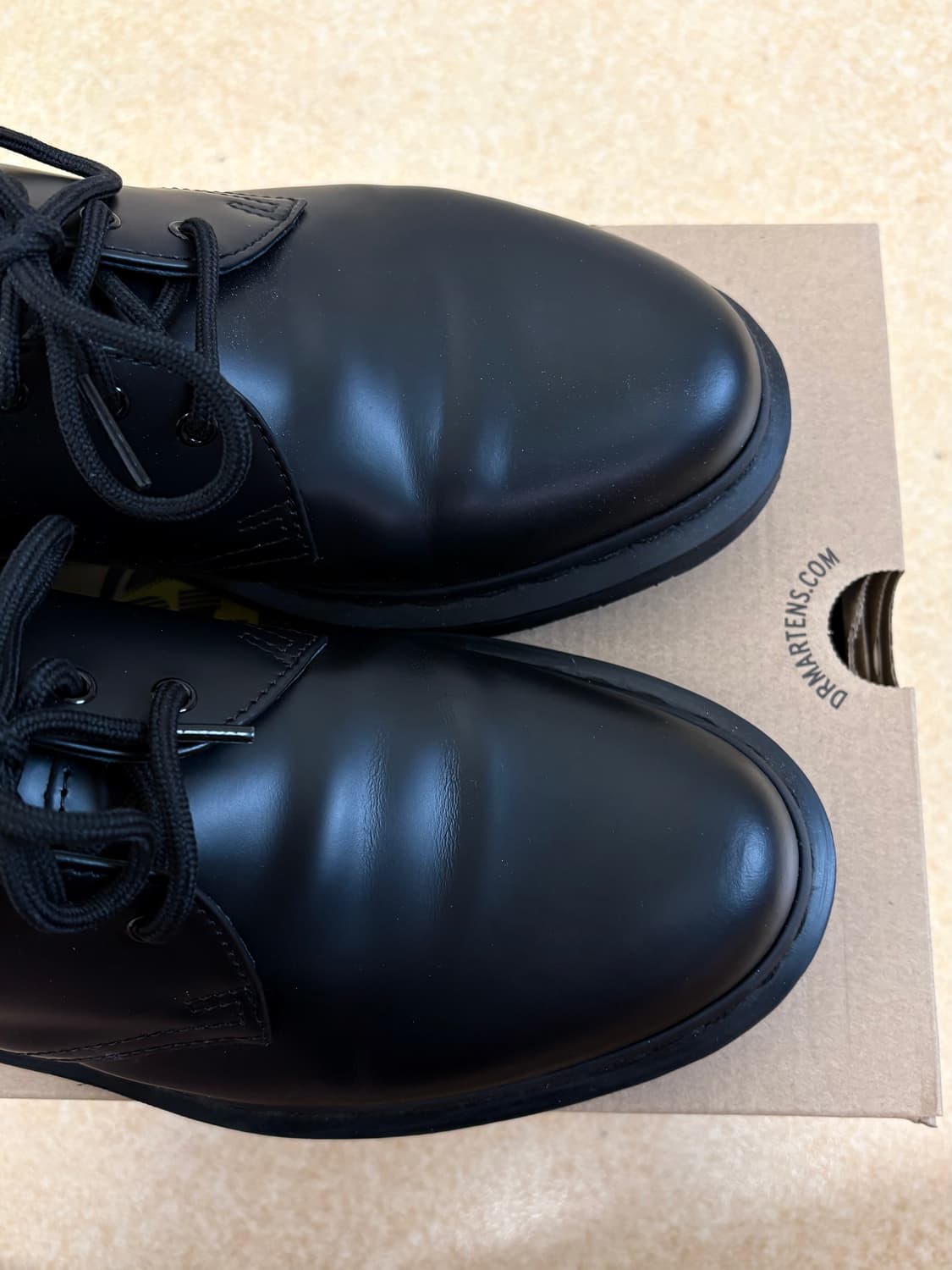 [택배비 포함] 280 닥터마틴 모노 스무스 블랙 상품이미지3