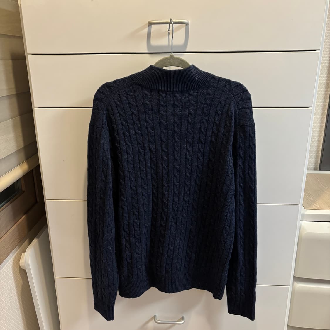 Newyoker 캐시미어 울 혼방 네이비 꽈배기 가디건 상품이미지6