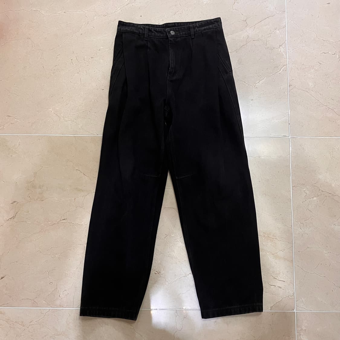 쿠어 딥 플리츠 커브드 팬츠 상품이미지2