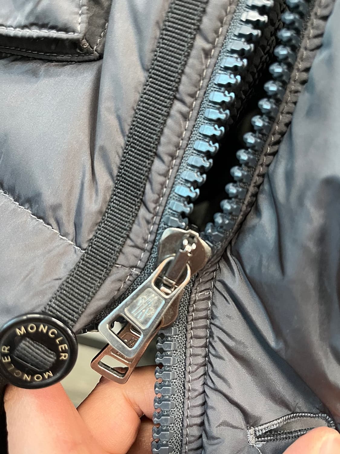 110) 몽클레어 다운 후드패딩 상품이미지4