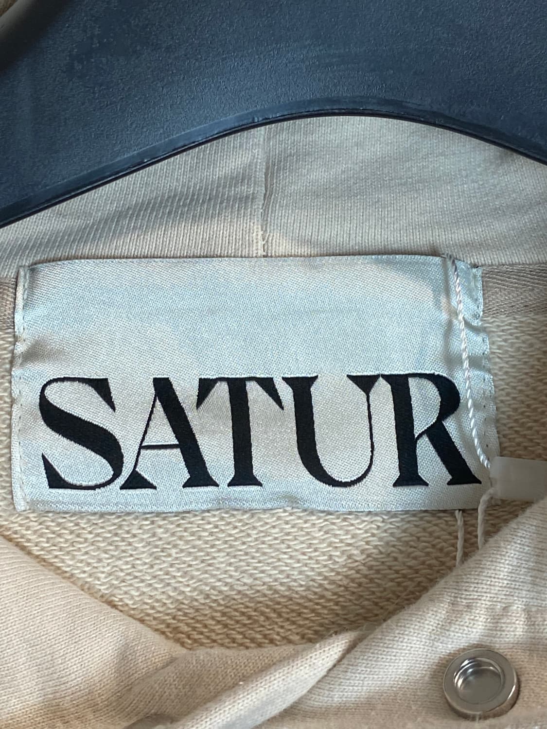 세터 로고 패치 후드 스웻셔츠 상품이미지3