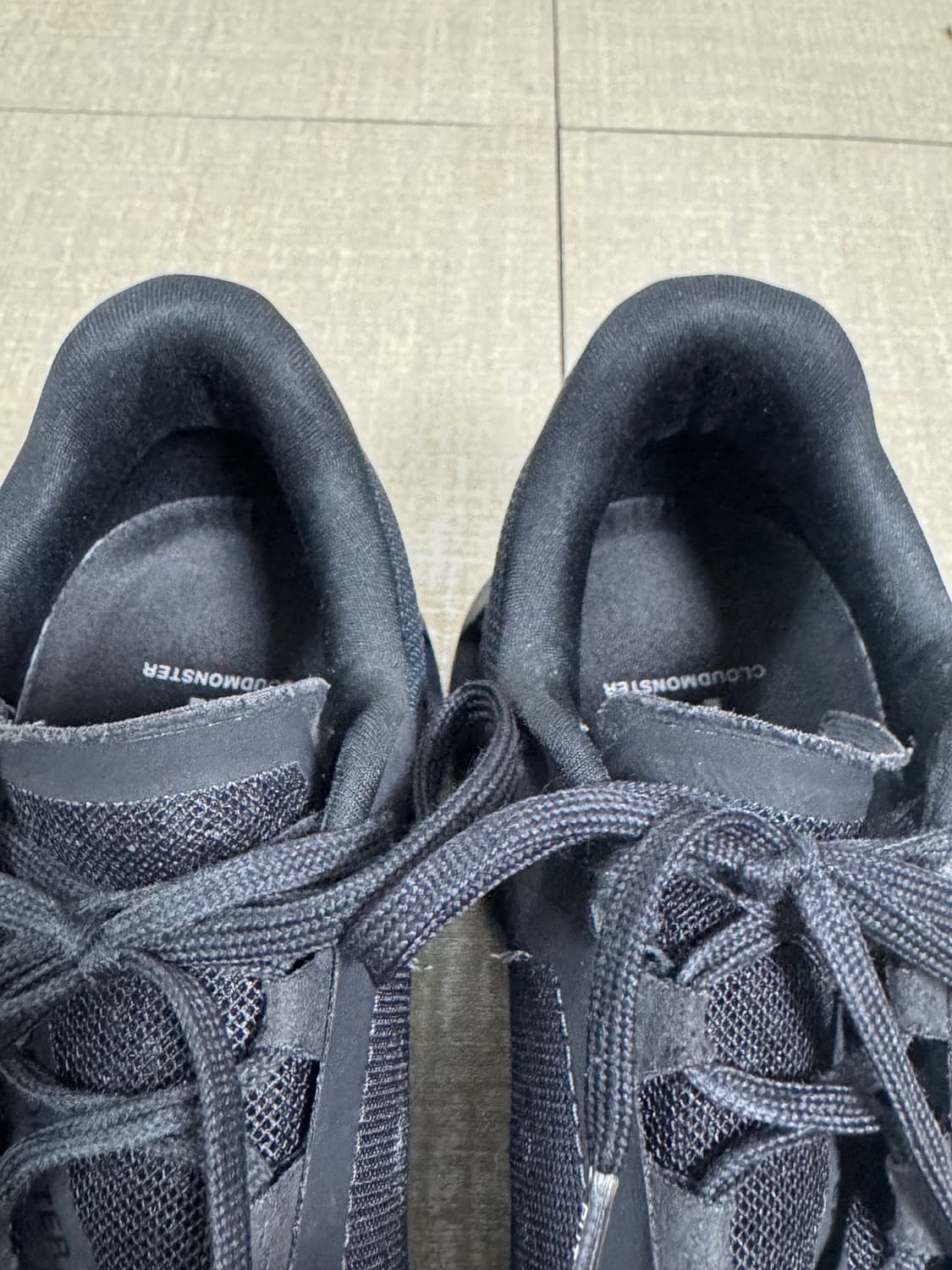 온러닝 클라우드몬스터 eu41 풀박 상품이미지3