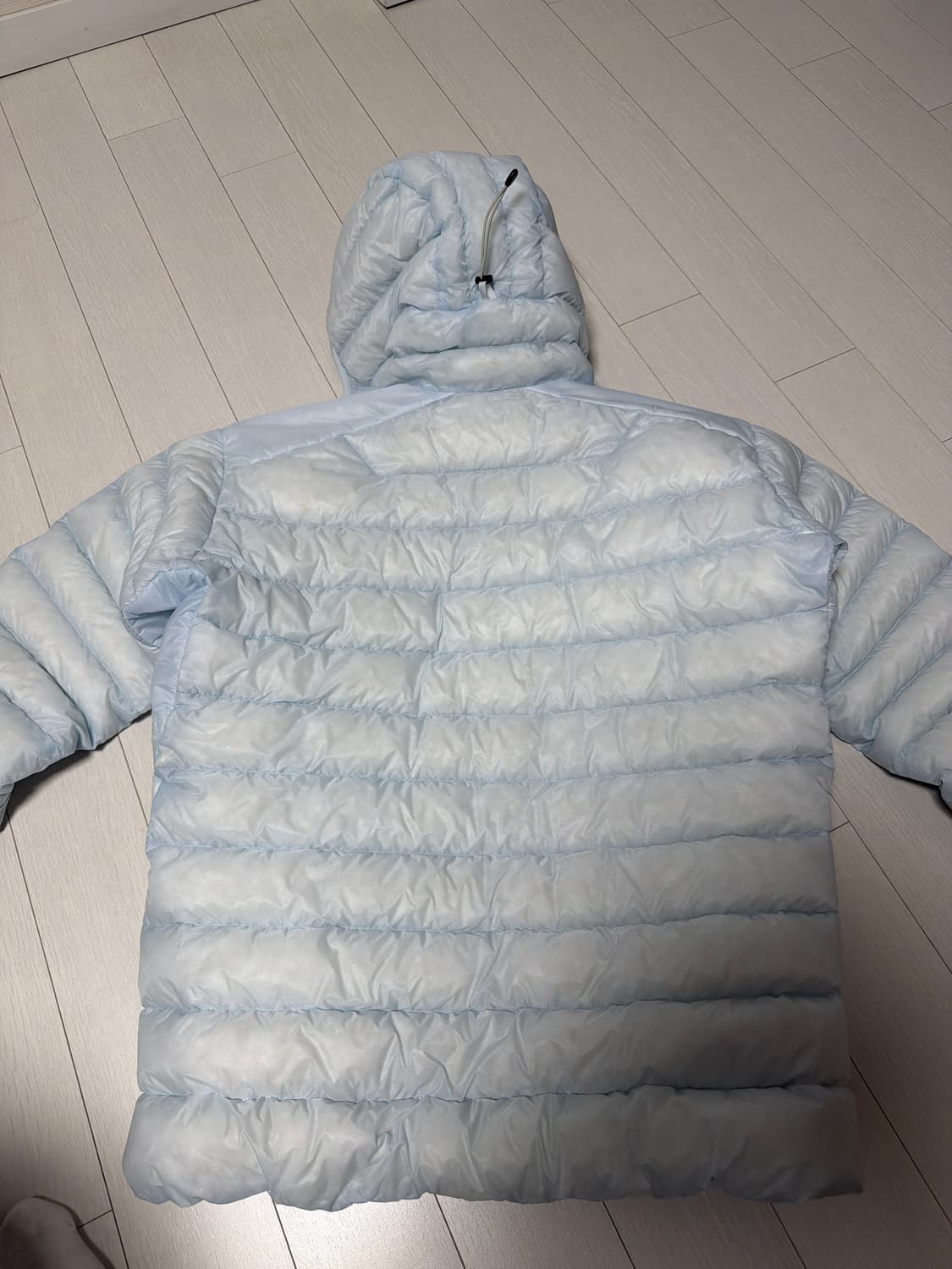 아크테릭스 경량패딩 상품이미지2