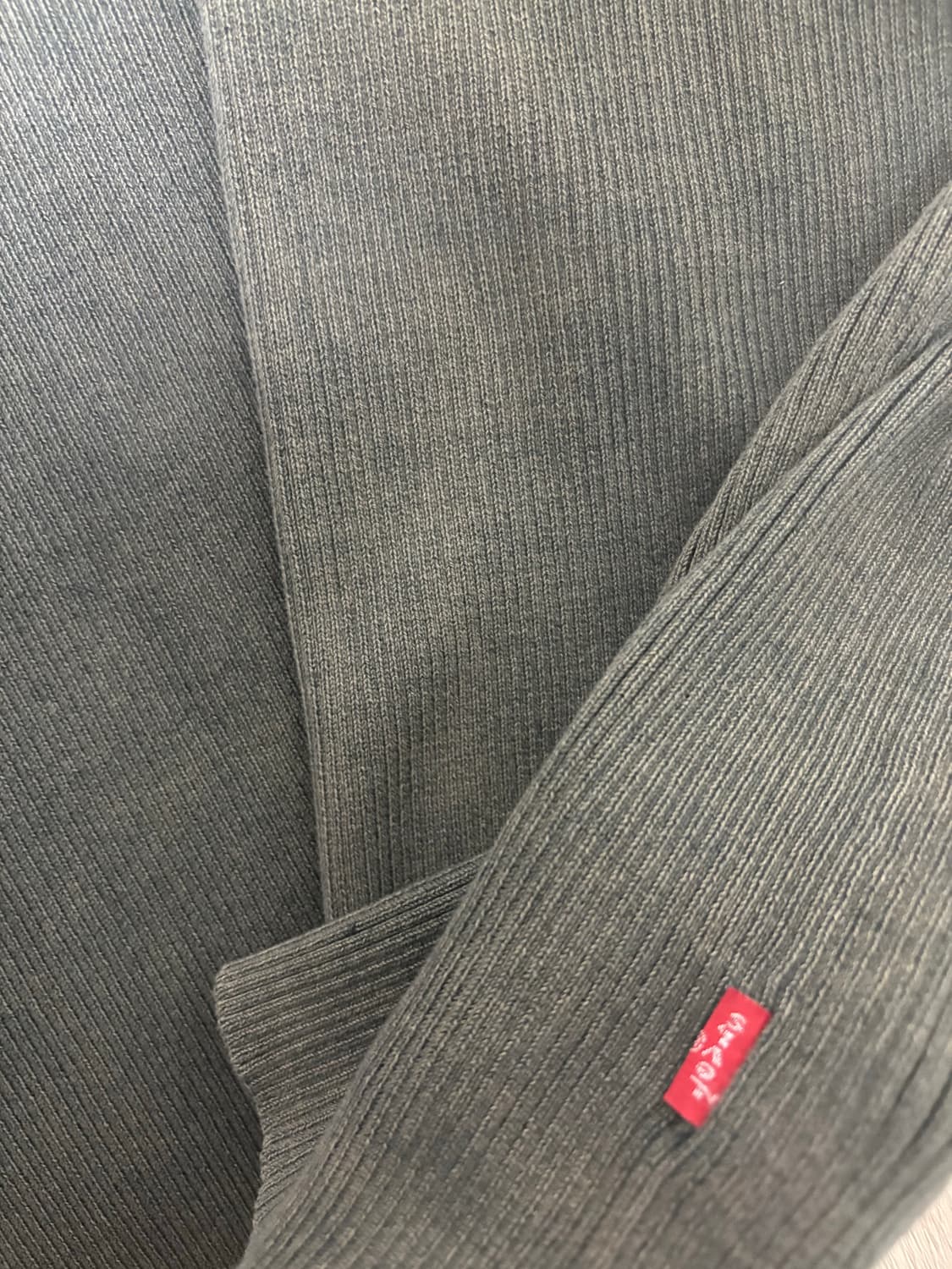 리바이스 90s 반집업 니트 상품이미지3