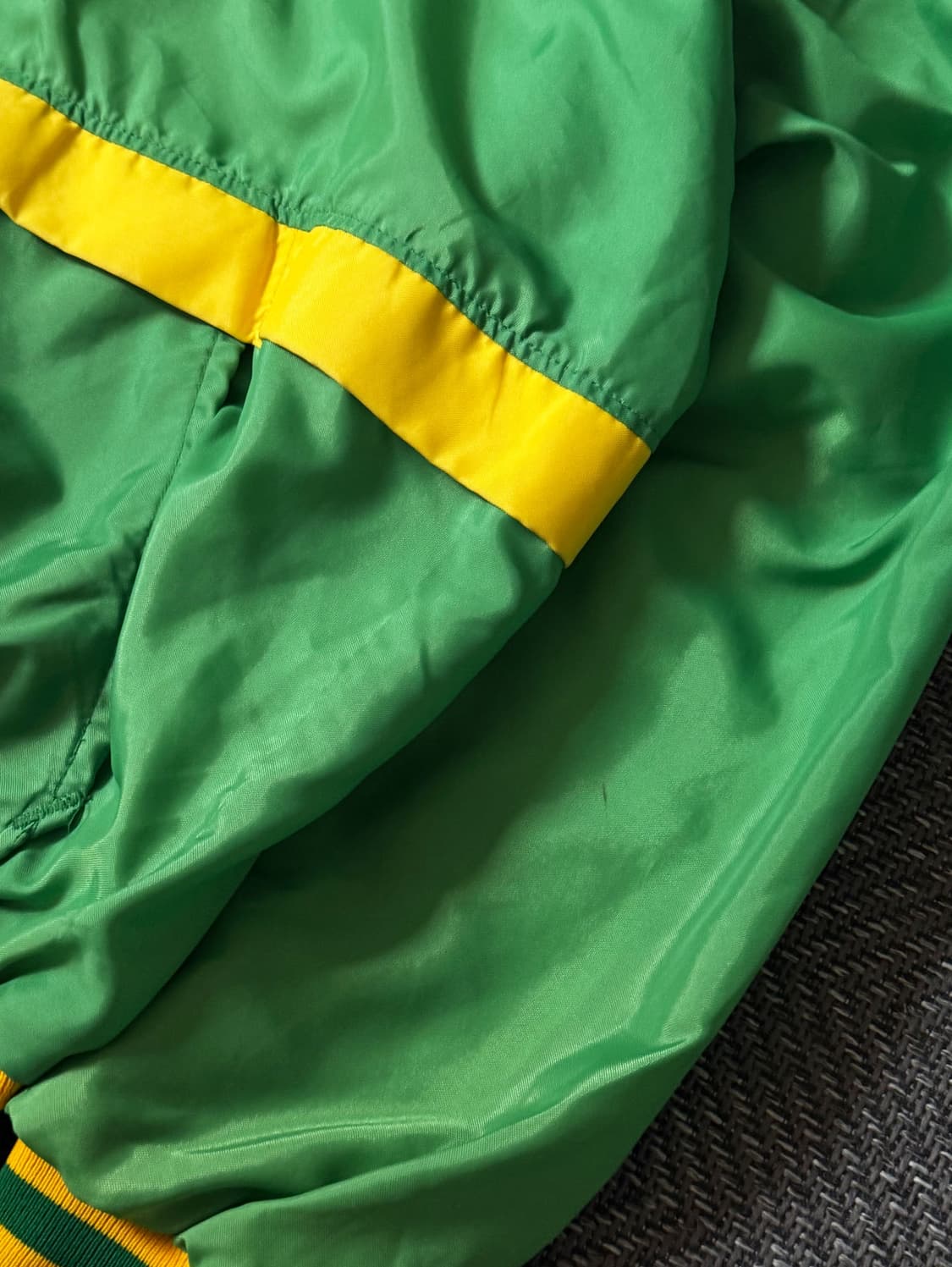 80s USA BUTWIN 빈티지 나일론 풀오버 (105-108) 상품이미지5