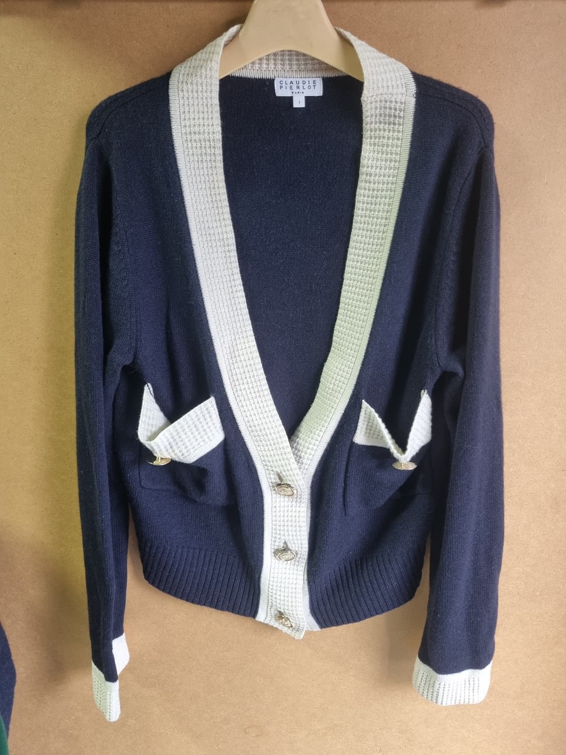 끌로디피에로 여성 울 가디건  상품이미지1