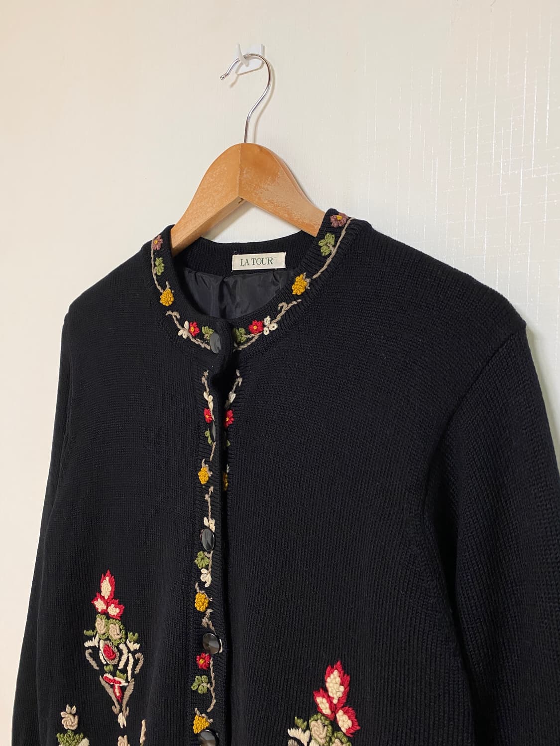 Vintage Black Floral Wool Cardigan 상품이미지3